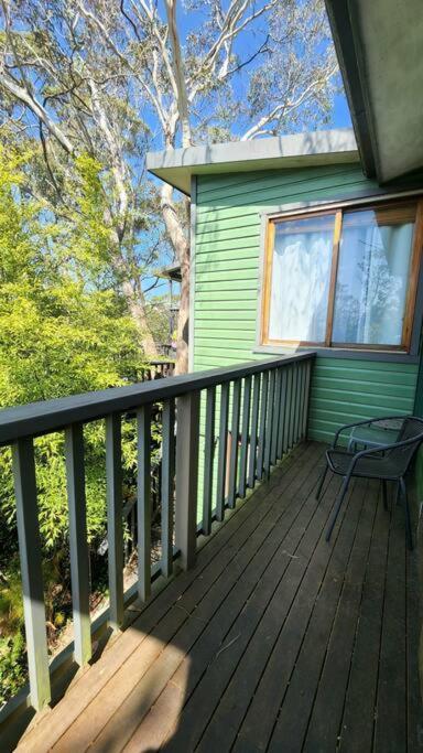 The Black Cockatoo - Secret Garden Treetops Home Katoomba Exterior photo